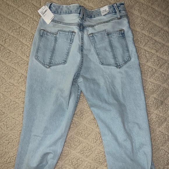 Brand new never worn good American jeans - Picture 6 of 6